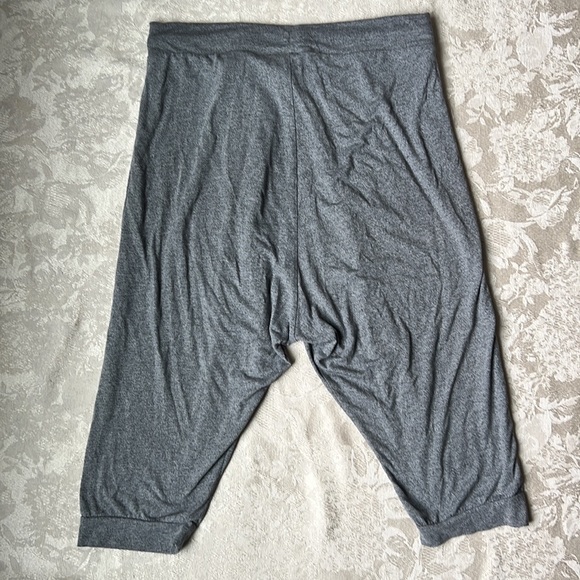 H&M 3/4 Harem Pants - Picture 7 of 9